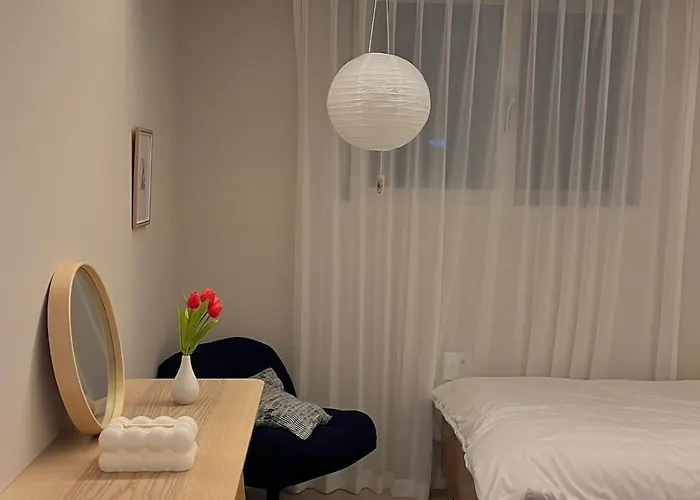 303 Newly Opened Yeonnam 5 Minutes, From Hongdae, Airport Bus Yeonhui, Private 4 Person Wooden White And Cozy ソウル特別市