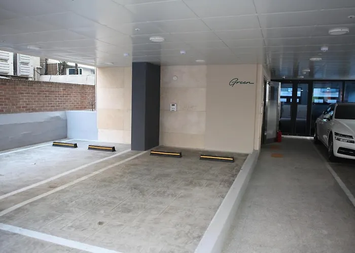 303 Newly Opened Yeonnam 5 Minutes, From Hongdae, Airport Bus Yeonhui, Private 4 Person Wooden White And Cozy *