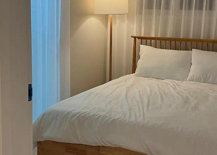 アパート 303 Newly Opened Yeonnam 5 Minutes, From Hongdae, Airport Bus Yeonhui, Private 4 Person Wooden White And Cozy *